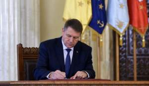 Președintele Iohannis a semnat decretele de numire în funcție a noilor miniștri ai Muncii și Familiei