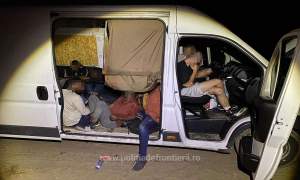 „Captură”: două călăuze și 33 de migranți din Siria, Somalia și Libia, opriți la frontiera cu Ungaria