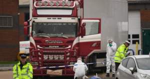 3 ani și 10 luni de închisoare pentru românul implicat în cazul celor 39 de migranți vietnamezi găsiți morți într-un camion frigorific din Anglia