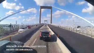 Permis suspendat pe trei luni și amendă uriașă pentru un conducător auto din Suedia care a șicanat în trafic un șofer român de TIR (VIDEO)