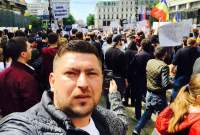 Florin Morariu, eroul de la Londra, filmat în timp ce rupea un steag PSD la mitingul de la Iași (VIDEO)