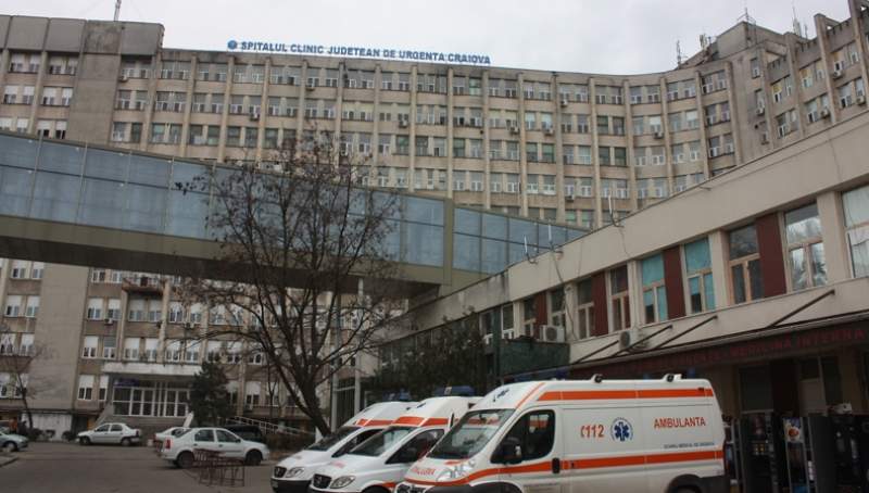 O femeie, medic ginecolog în Slatina, a murit la o lună după ce a născut gemeni