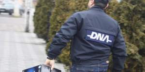 Percheziţii DNA la două spitale din Bucureşti într-un dosar de corupţie