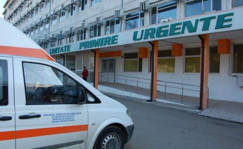 O femeie a murit după ce a așteptat mai multe ore pe holul Spitalului Județean din Focșani