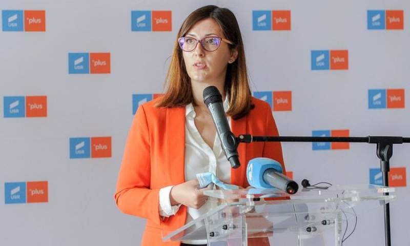 Monica Berescu, deputată USR PLUS: Semnătura electronică, un reper pentru cetățenia digitală