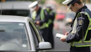 Peste 300 de amenzi acordate de polițiștii ieșeni, la începutul acestei săptămâni: 18 șoferi au rămas fără permise