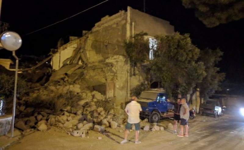 Cutremur în apropiere de Napoli: două persoane au murit