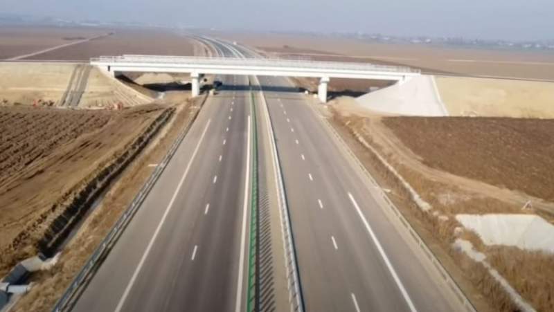 Firma lui Dorinel Umbrărescu va construi cele trei loturi de autostradă dintre Focșani și Bacău