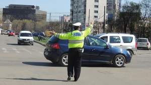 Polițist local din Iași, prins băut la serviciu: s-a propus destituirea sa