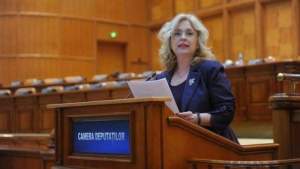 Deputatul Camelia Gavrilă - rolul și importanța studenților în strategia de reformare a învățământului românesc