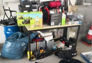 „Serviciul de aprovizionare”: vasluieni prinși la furat unelte dintr-un magazin din Iași