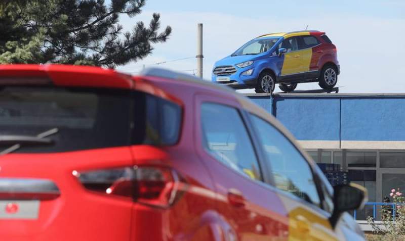 Ford la Craiova după 10 ani: mai multe locuri de muncă, investiții mai mari, producție record previzionată pentru 2018