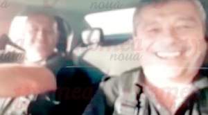 Anchetă disciplinară la Poliția Locală Bârlad unde doi agenți din echipa de intervenții s-au filmat când cântau și dansau pe manele în mașină (VIDEO)
