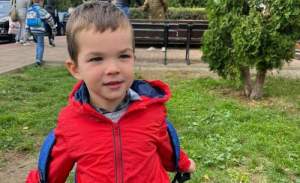 Copilul din Comănești dat dispărut de bunicul său a fost găsit de polițiști