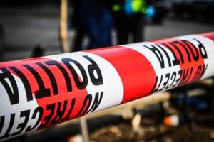 Tragedie în Vaslui: adolescent de 14 ani, premiant la școală, găsit spânzurat de un cireș din spatele casei