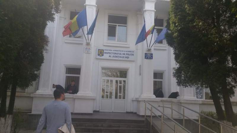 Flagrant la IPJ Iași: Un polițist a refuzat o mită de 1.000 de euro