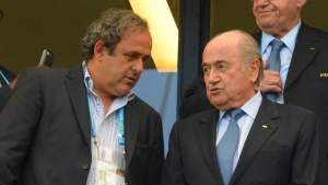 Michel Platini şi Sepp Blatter, trimiși în judecată pentru fraudă, fals și deturnare de fonduri