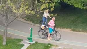 „Boier”pe moșia statului: Primarul Negoiță, plimbându-se cu iubita printr-un parc închis oficial
