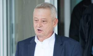 Fugarul Sorin Oprescu a câștigat procesul pentru pensia specială. A mai pus 500 de euro la pensia de 3.000 de euro