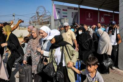 MAE: 103 cetățeni români și membrii de familie au primit permisiunea de a trece în Egipt