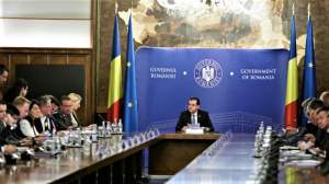 Rezultate negative la testul coronavirus pentru Ludovic Orban și miniștrii testați la Parlament