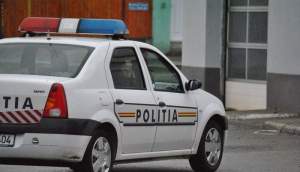 Adolescentă plecată de la domiciliu, găsită de polițiștii din Miroslava