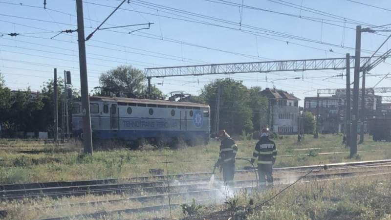 Copil de 12 ani electrocutat în Gara Fetești, după ce a urcat pe vagonul unui tren