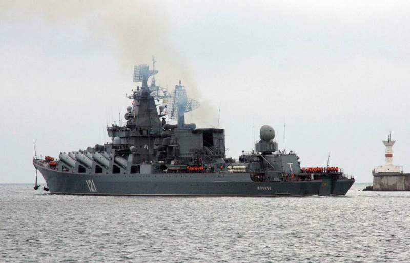Rusia trimite 15 nave de război în Marea Neagră pe fondul tensiunilor din estul Ucrainei