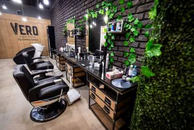 Dă un refresh look-ului tău la Vero by Donna Carina, noul barbershop din Iulius Mall Iași!