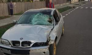 Femeie din Iași lovită mortal de un BMW în timp ce ducea vaca la păscut