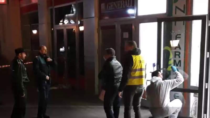 Jaf ca-n filme la o farmacie din Iași: hoțul s-a făcut nevăzut cu seiful