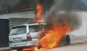 Ce a pățit un bărbat din Arad care a încercat să scoată benzina dintr-un automobil cu o mașină de găurit (VIDEO)