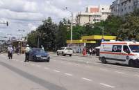 Accident în Nicolina: bărbat lovit în plin, în timp ce trecea pe culoarea roșie a semaforului (FOTO)