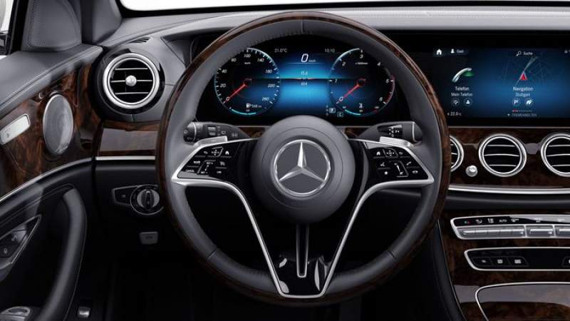 Mercedes-Benz recheamă 292.000 de vehicule în SUA, cerând şoferilor să nu le mai conducă
