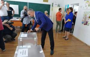 Marius Bodea: Am votat pentru a rămâne pe parcursul european și pentru ca Justiția să nu ajungă la butoniera unui infractor cocoțat accidental în vârful statului!