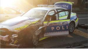 PRESShub / Trei BMW-uri noi ale Poliției, implicate în accidente rutiere în primele 6 luni de folosință