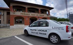 Șeful Poliției Locale din Valu lui Traian, acuzat de șantaj și agresiuni de subordonați