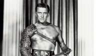 „Spartacus” a plecat spre zei: legendarul actor Kirk Douglas a murit la vârsta de 103 ani
