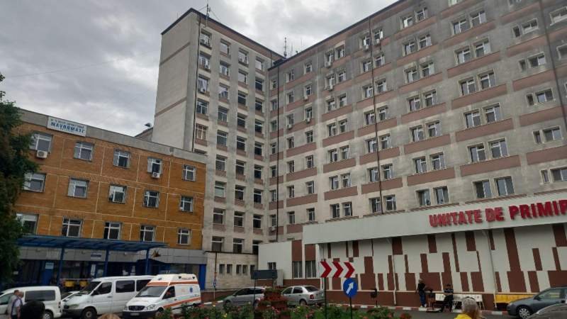 Ultimii inculpați din dosarul șpăgilor de la Spitalul Județean Botoșani scapă de arest