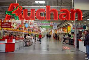 UPDATE. ANPC a propus închiderea a patru magazine Auchan din București pentru maximum 6 luni