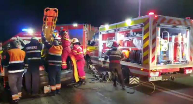Un bărbat a murit și patru tinere au fost rănite într-un groaznic accident produs la ieșirea din Slatina