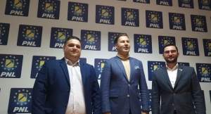 Coordonatorul AUR Piatra Neamț și mai mulți membri s-au înscris în PNL