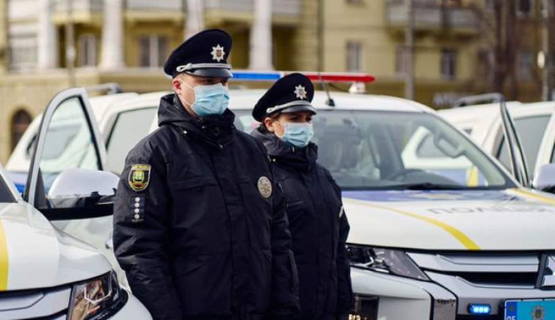 Peste 400 de polițiști ucraineni au fost dați afară pentru că nu s-au vaccinat