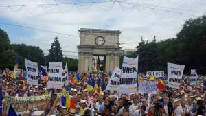 Sondaj în Republica Moldova: Mai mult de jumătate dintre cei chestionaţi sunt împotriva unirii cu România