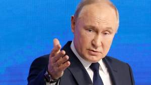 Sfatul lui Putin către ruși: „Nu mai beți, începeți să schiați”