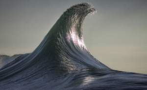 Fascinant! Mişcarea mării surprinsă în imagini extraordinare (VIDEO)