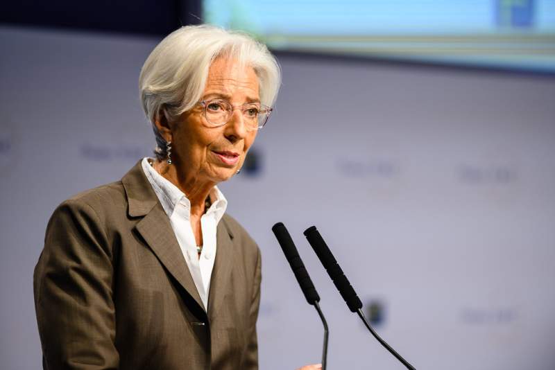 Președinta BCE, Christine Lagarde, a fost ușor rănită într-un accident rutier