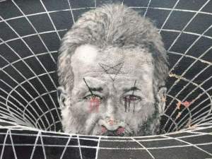 Portretul lui Constantin Brâncuși din Parcul Central din Târgu Jiu, vandalizat pentru a doua oară