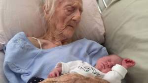 Uimitor! O italiancă în vârstă de 101 ani a născut un băiețel perfect sănătos