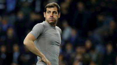 Lumea fotbalului, în stare de șoc: Iker Casillas a suferit un infarct la antrenament